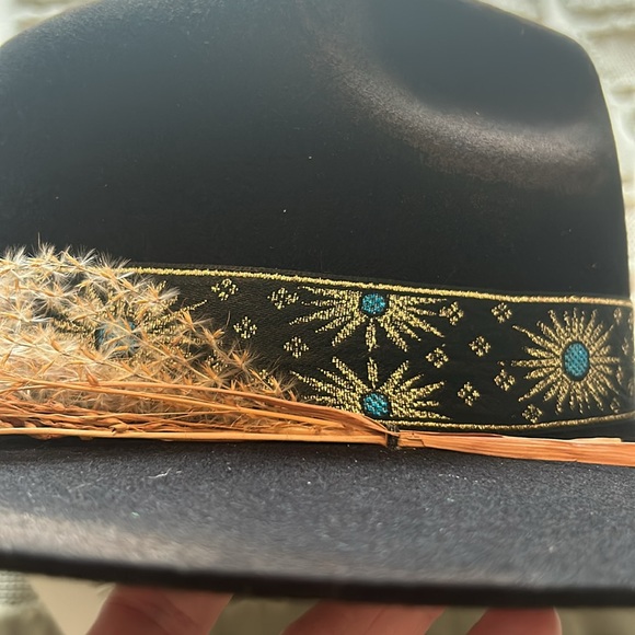 Custom hat- Lack of Color - Picture 4 of 8